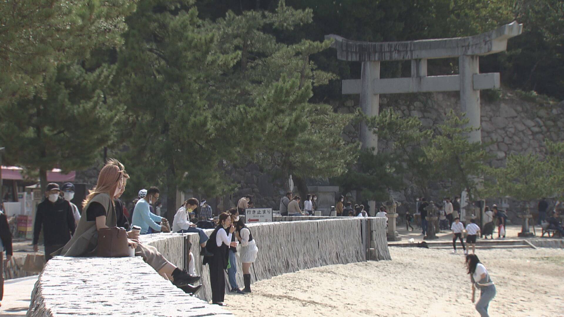 にぎわう宮島　背景に“じゃ割”も　広島