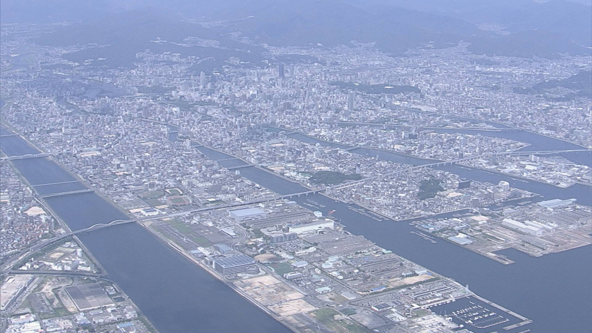 ５日の新型コロナ　広島県内で８０３９人　過去２番目の感染者数　７人死亡