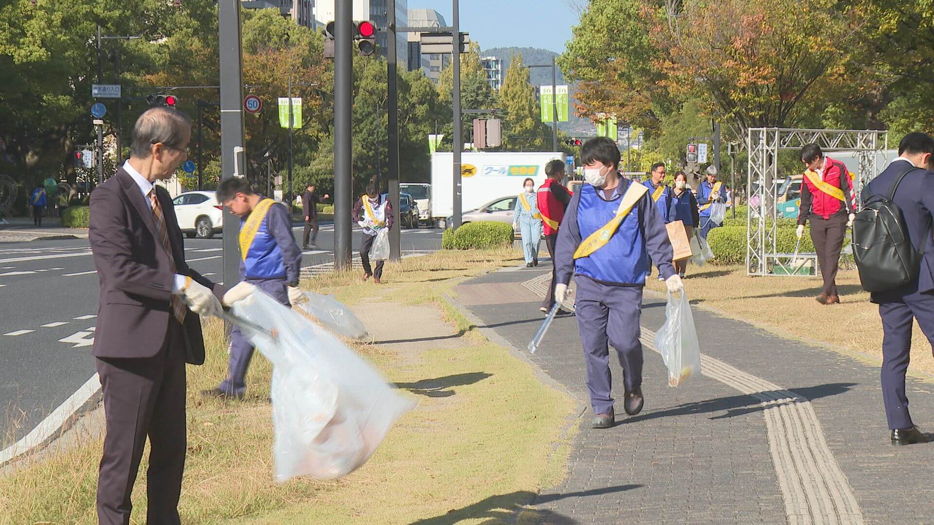 ひろしまドリミネーション始まる前に会場周辺を一斉清掃　広島市