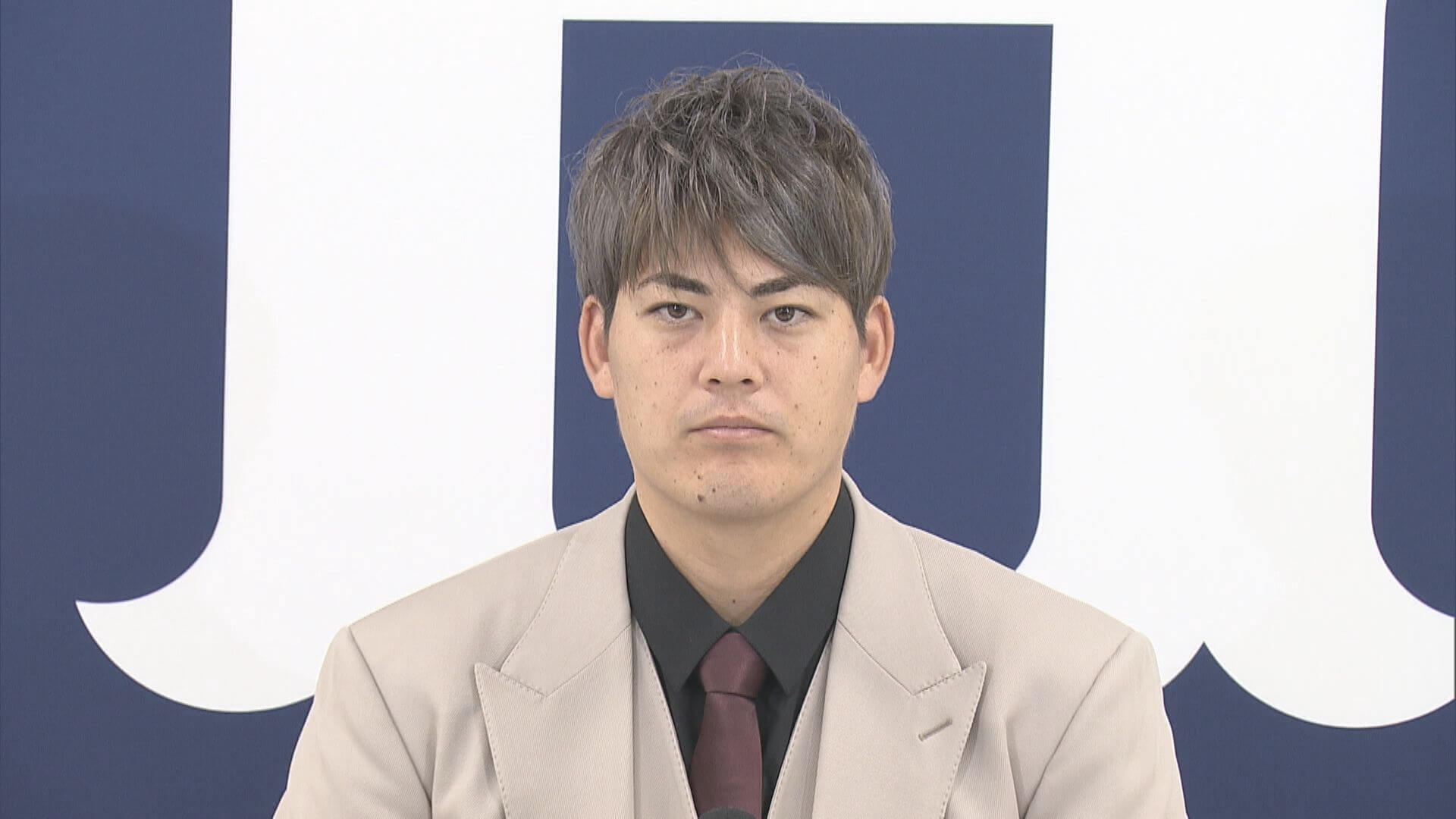 カープ契約更改　九里亜蓮投手　キャリアハイも来季の進化誓う