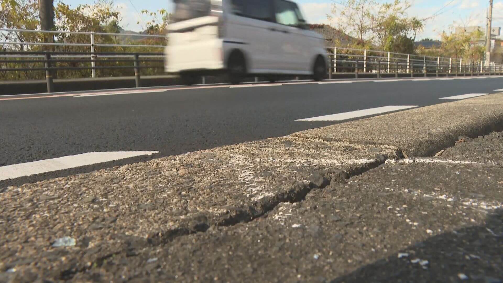 男性がトラックにはねられ死亡 横断歩道ない国道 広島県呉市