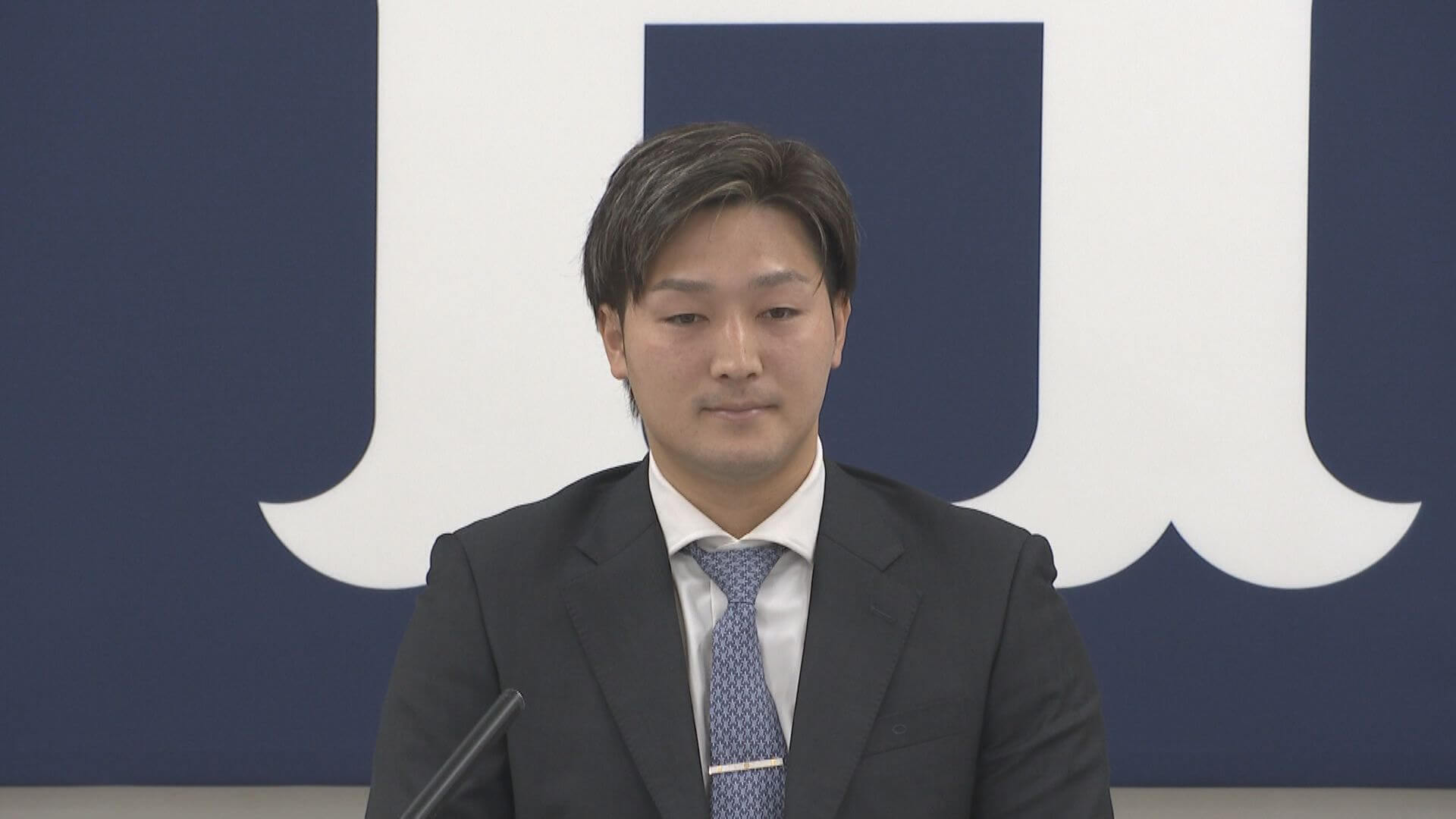 カープ床田寛樹投手契約更改　左のエースが大台到達「優勝して日本一に」
