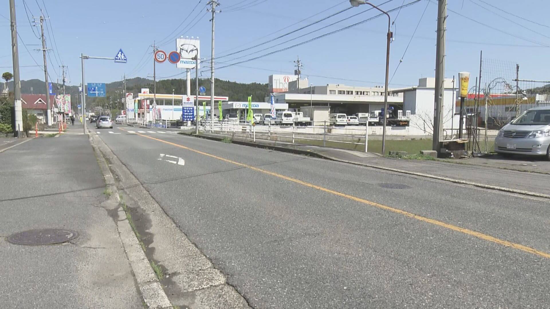道路横断中の７１歳男性が軽自動車にはねられ死亡　広島・北広島町