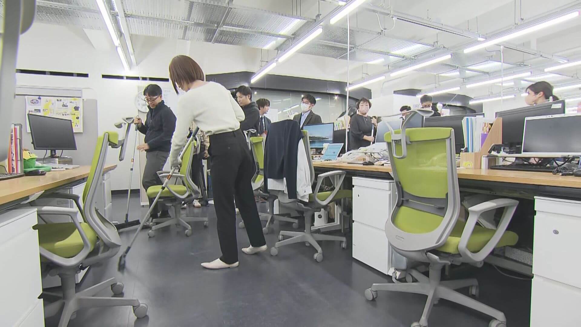【広島】多くの企業や官公庁で仕事納め　
