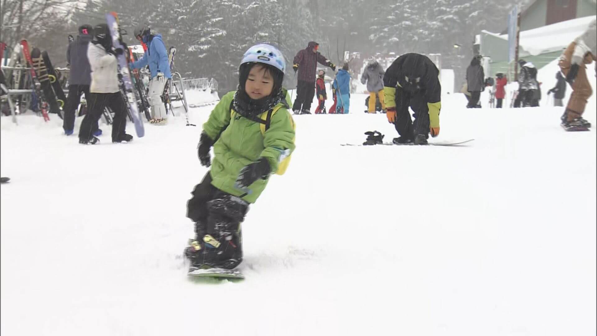 「最高」“恵みの雪”スキー場にぎわう　広島県北部を中心に積雪