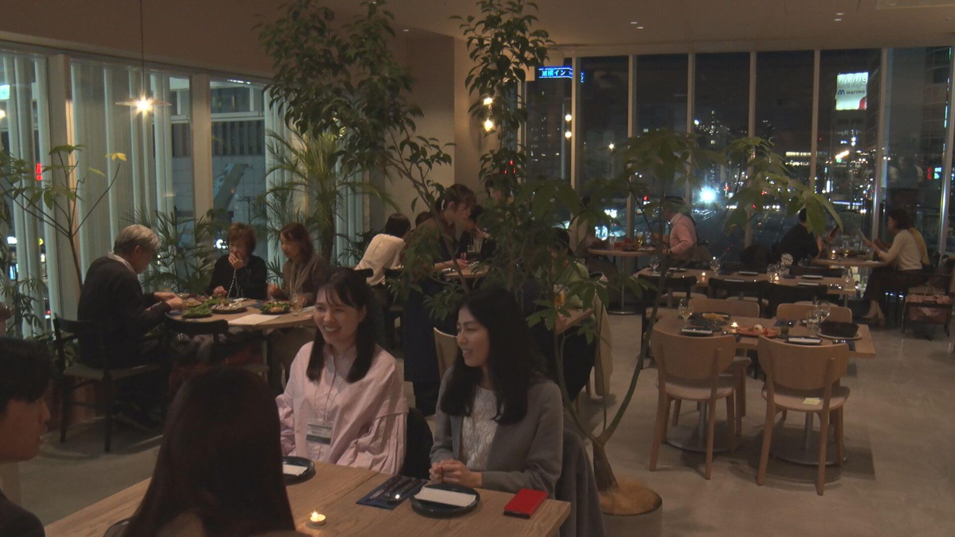 「ｍｉｏｂｙＤｏＴＳ」の準備佳境　ミナモア開業まで１０日　スタッフ実演中　広島