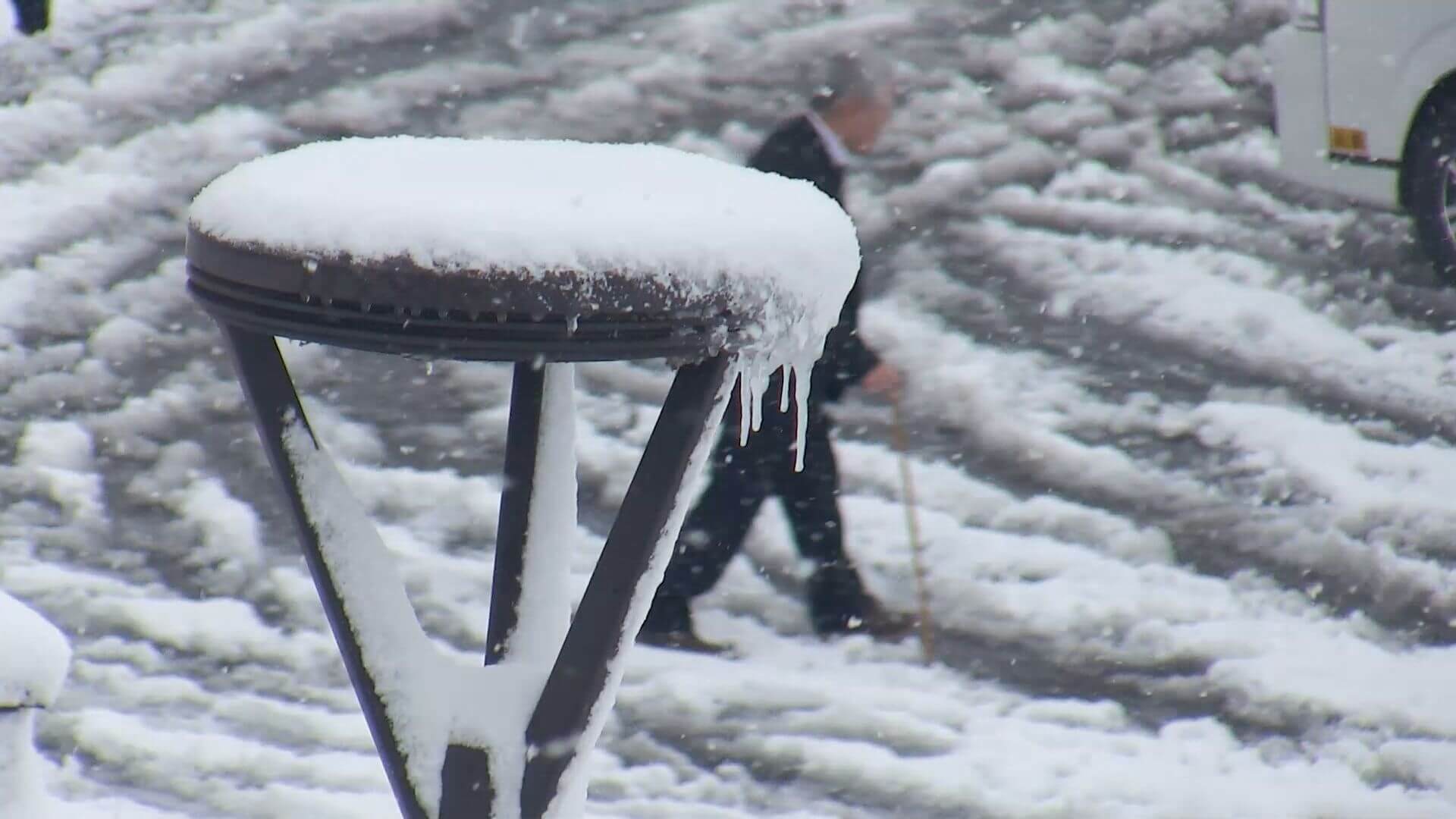 暖かさから一転、寒の戻り　南部で雪も…広島県内各地で寒い朝　