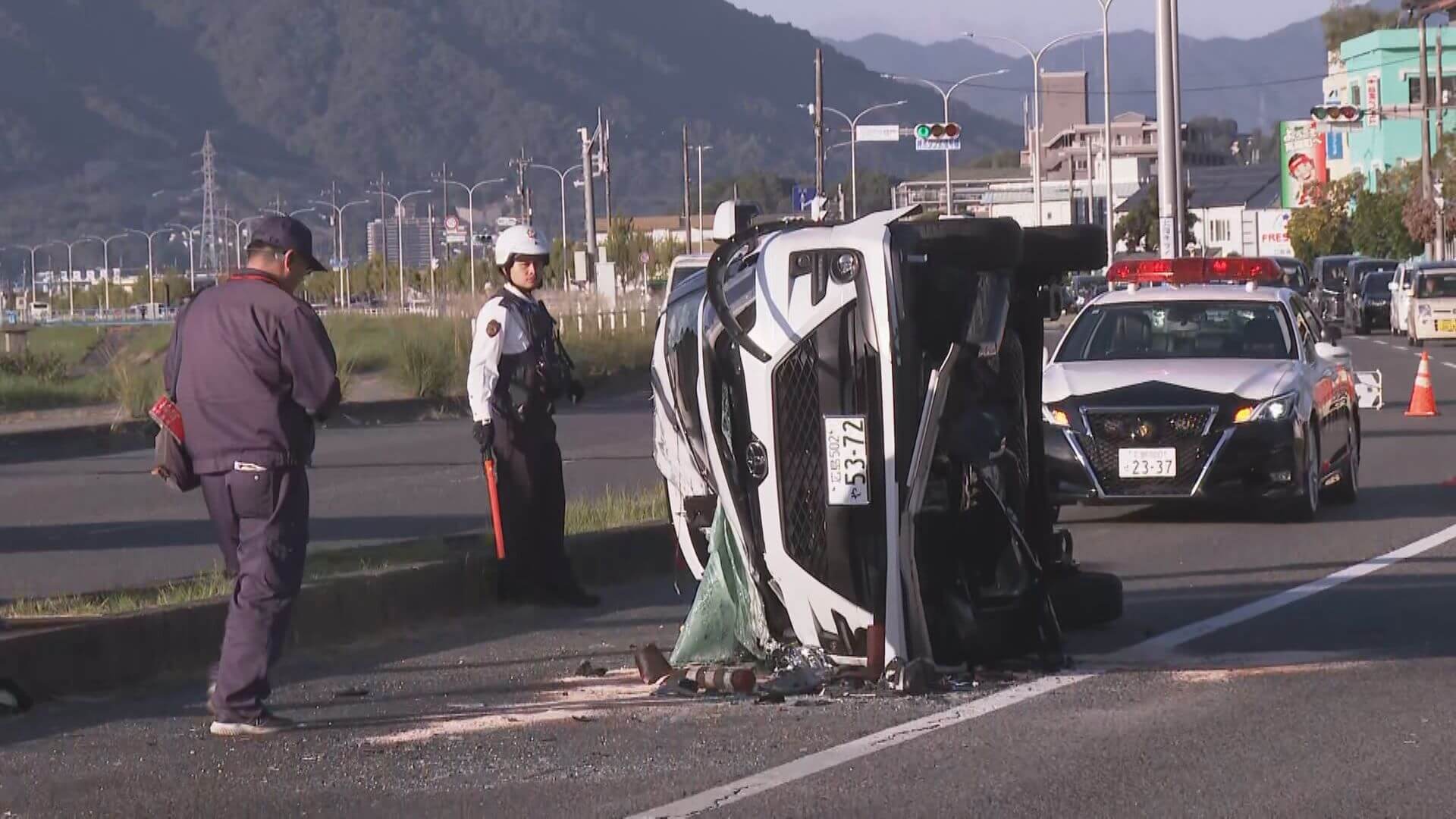 車同士の事故で１人意識不明・２人重軽傷　広島市安佐北区