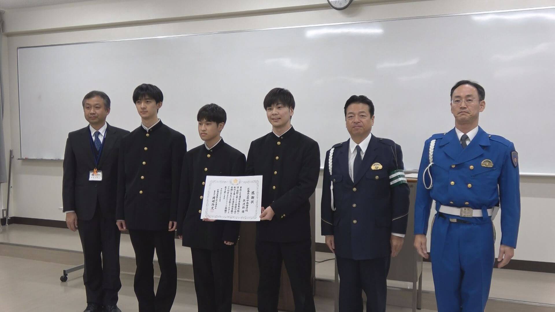 県警が府中高校放送部に感謝状　交通事故防止などの動画を作成　広島