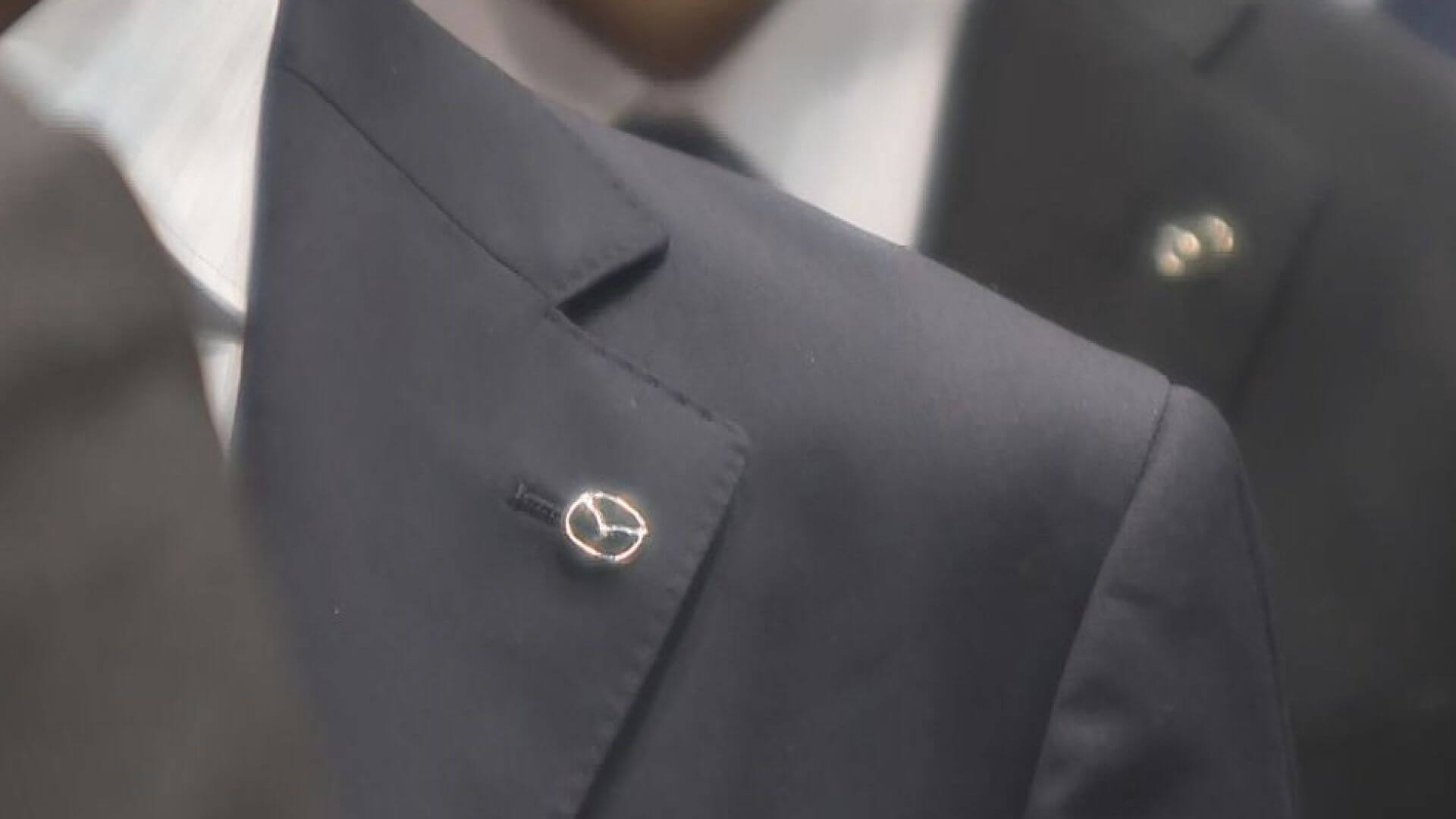 マツダで入社式　454人が社会人としての一歩