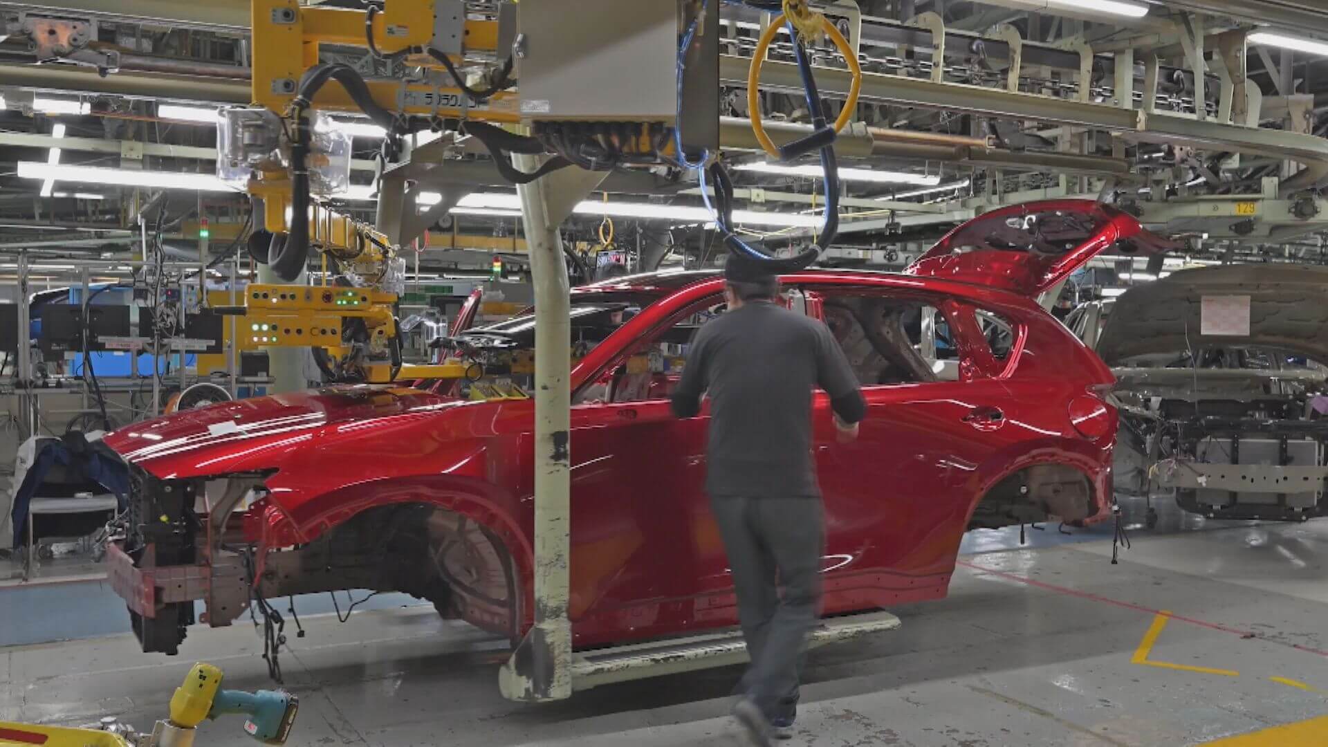 【マツダ】新型ＣＸ－５生産本格化　4月の国内生産・3か月連続で増加