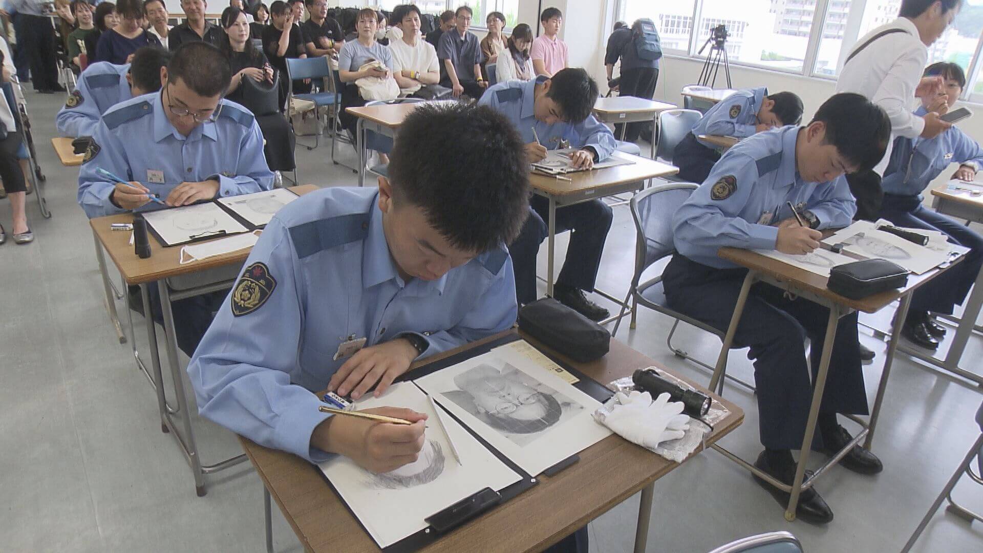 新人警察官の家族が訓練見学　初の「家族感謝デー」開催【広島】