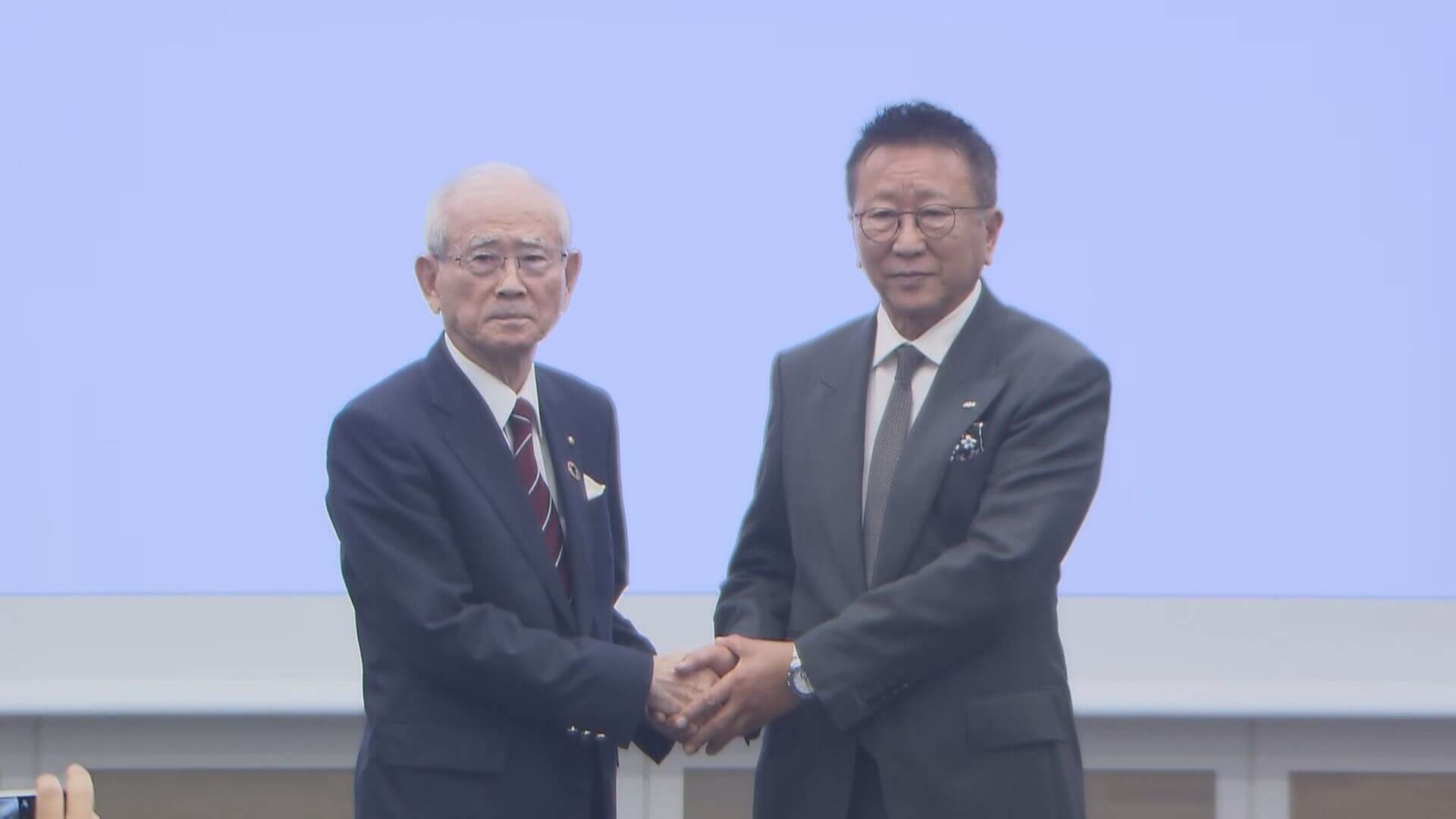 【久保会長 サンフレ支援　心配ない】エディオン×ヤマダＨＤ経営統合に合意