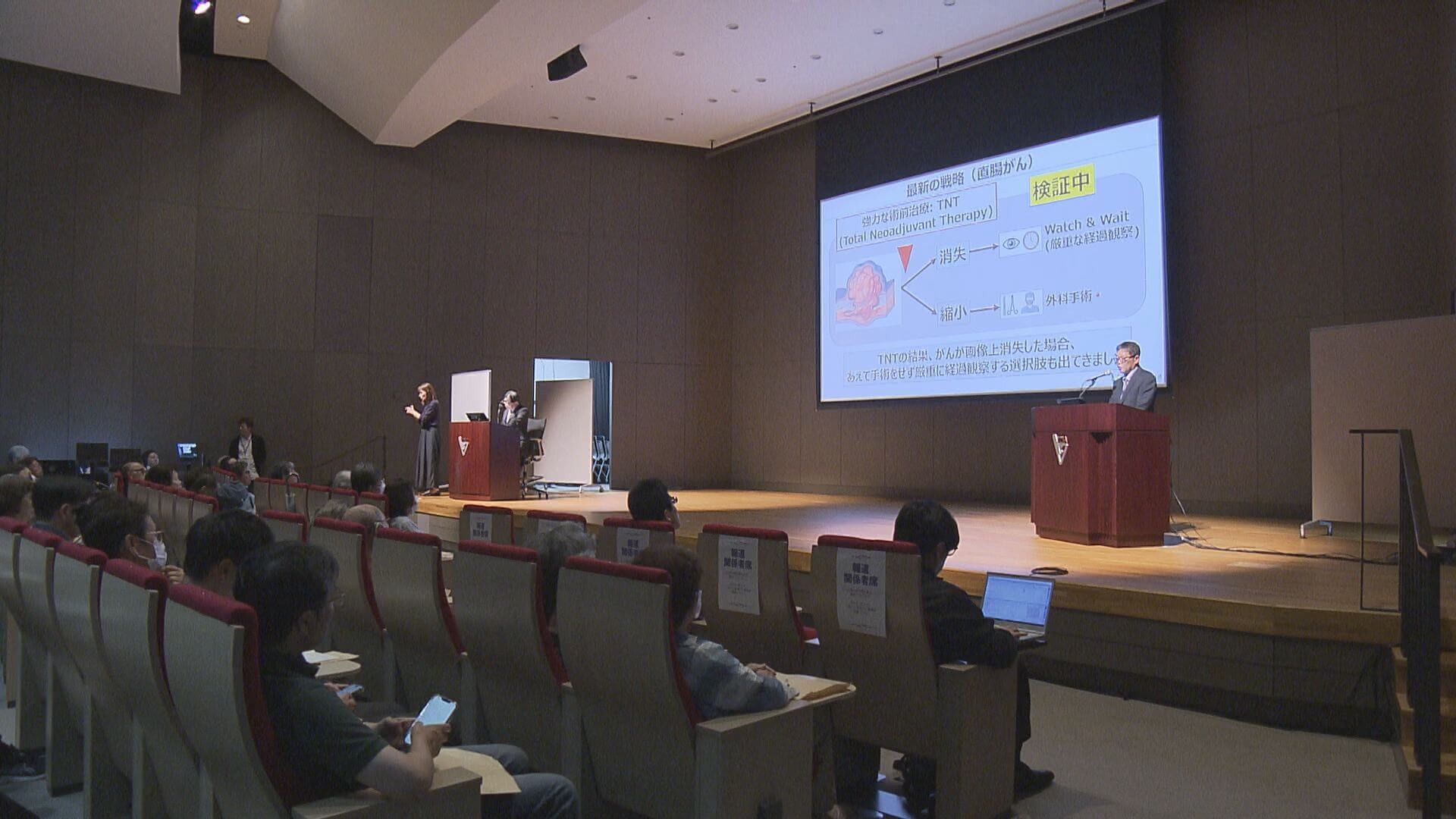 県新病院や最新がん治療に関する県民公開セミナー　約３００人が参加　【広島】