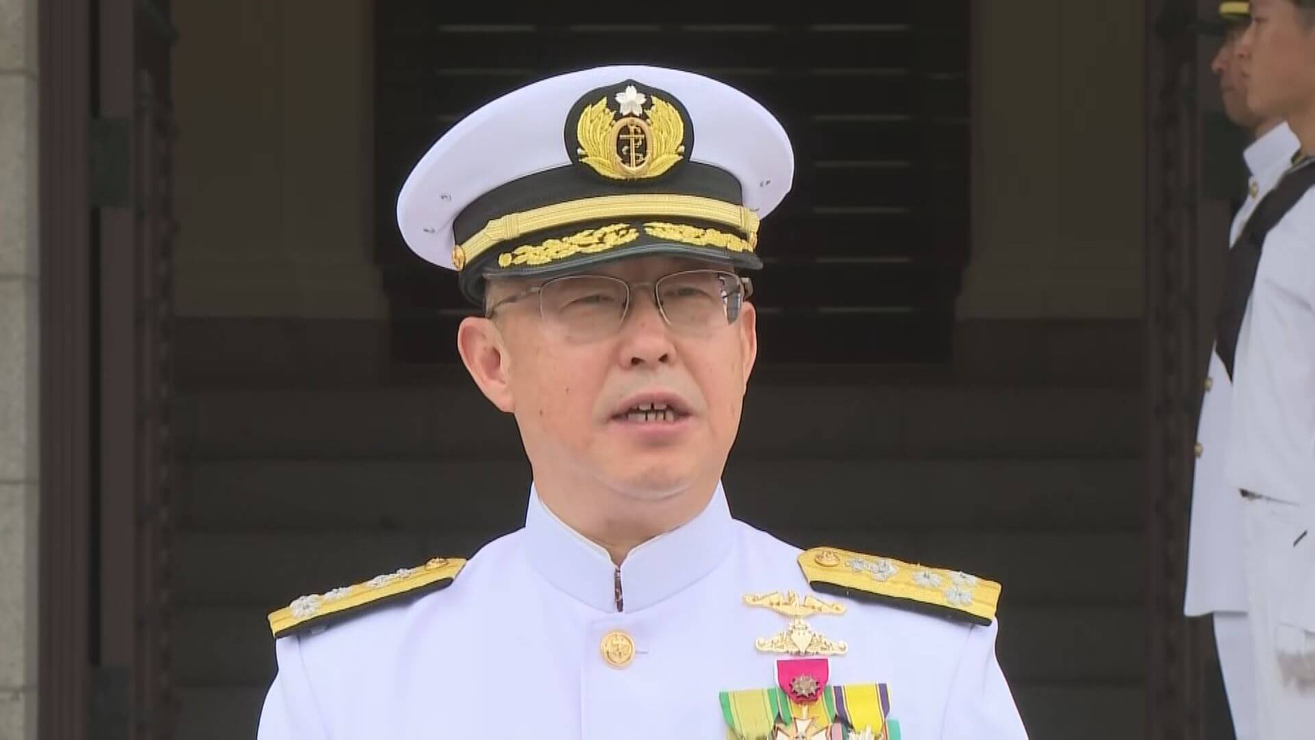 海上自衛隊　呉地方総監が着任　熊本地震「救援に最善を尽くす」