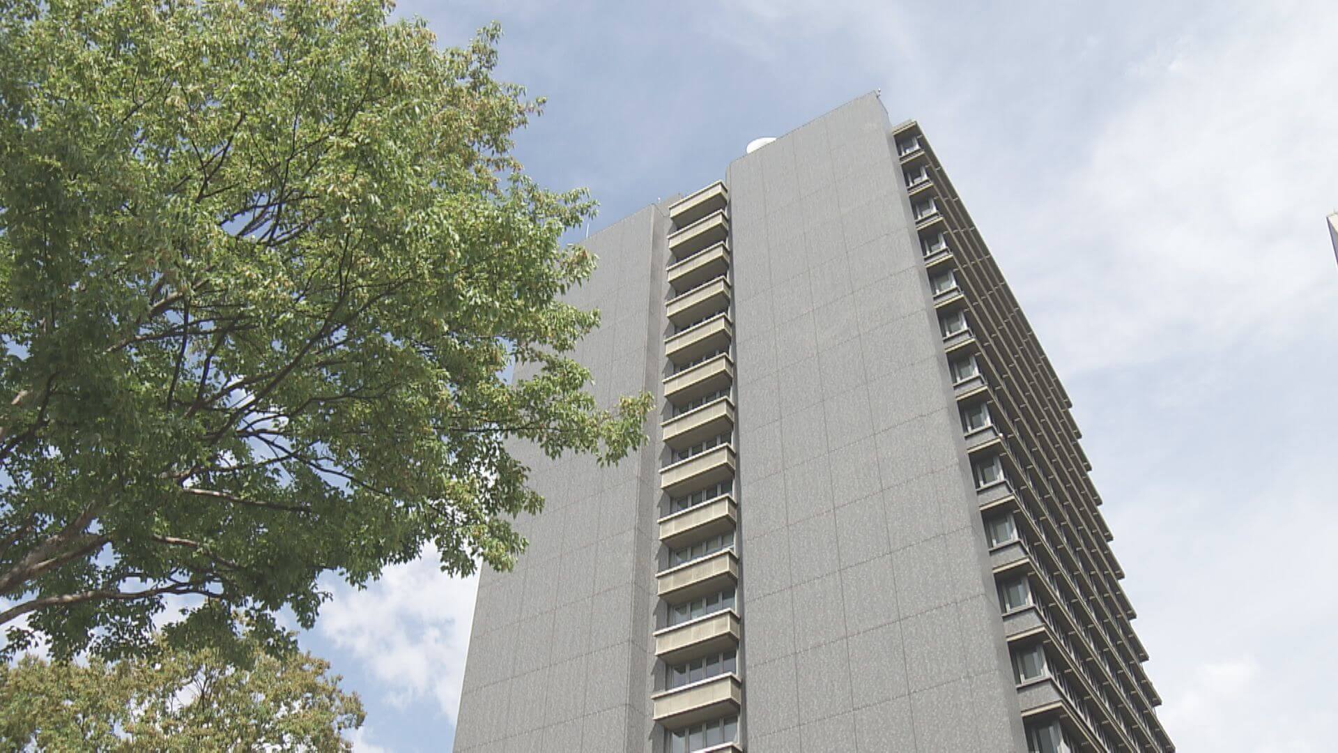 県警本部女性用トイレに侵入か　男性警察職員を減給処分に　広島