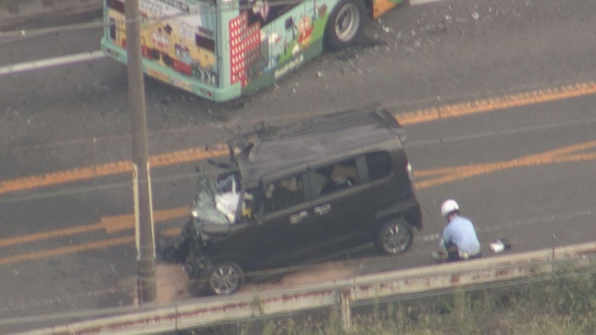 バスと軽自動車が正面衝突　７３歳男性死亡　５歳の孫は意識不明　広島・尾道市