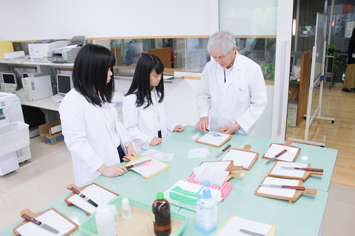安田女子大学 薬学科